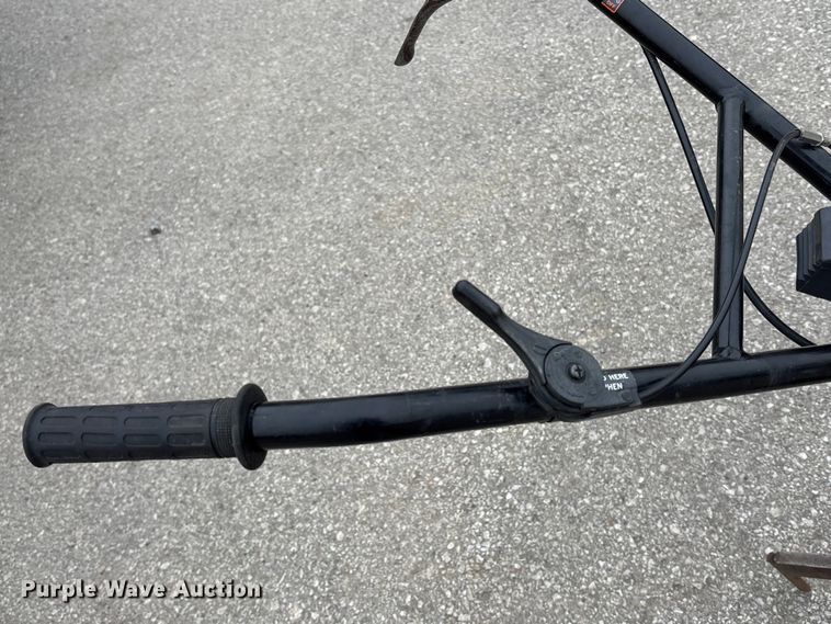 image for item FC4533 Honda FC600 tiller