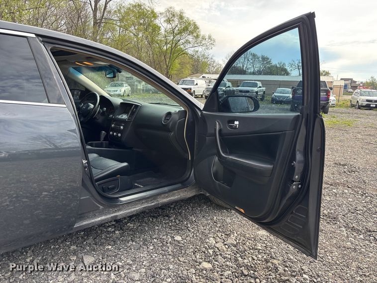 image for item FC4547 2012 Nissan Maxima 