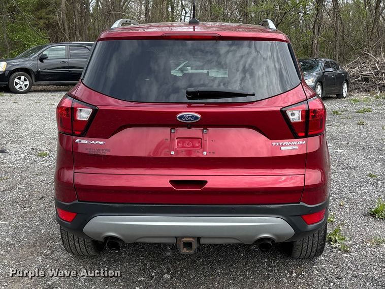 image for item FC4549 2019 Ford Escape SUV
