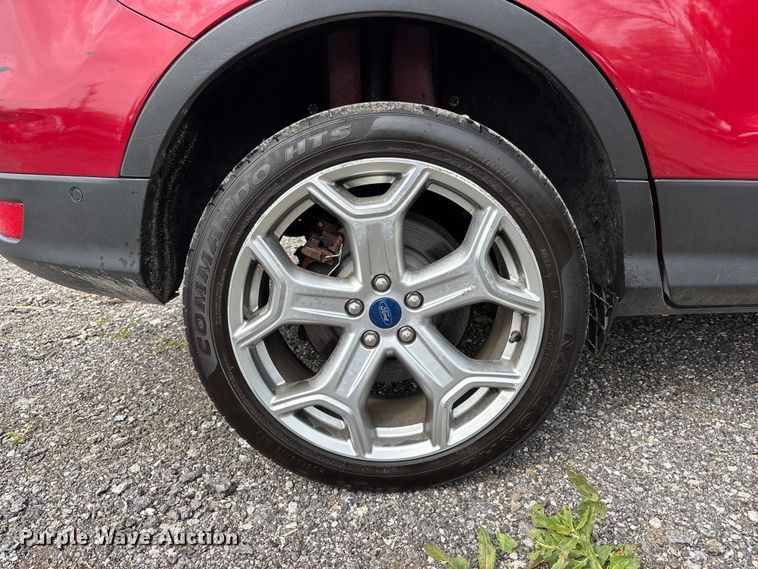 image for item FC4549 2019 Ford Escape SUV