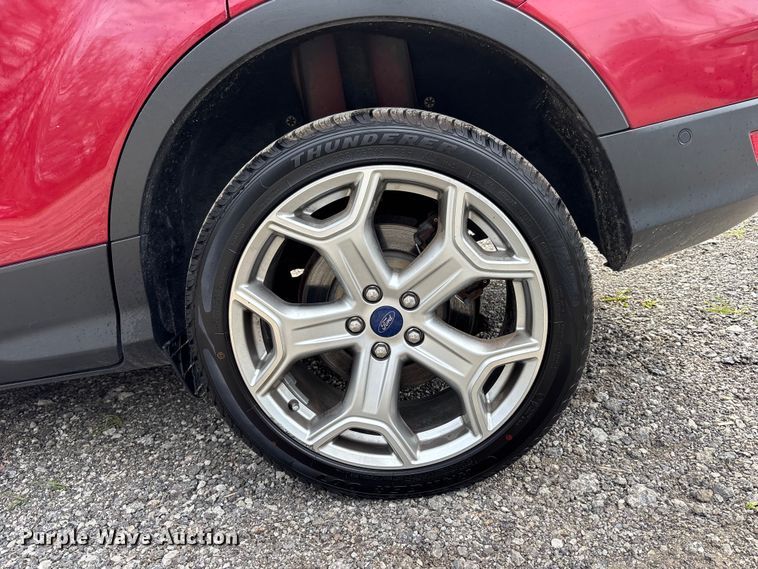 image for item FC4549 2019 Ford Escape SUV