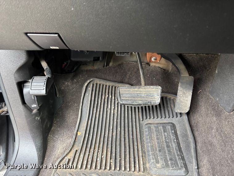 image for item FC4551 2009 Chevrolet Silverado Crew Cab pickup truck