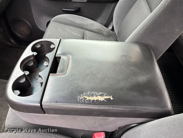 image for item FC4551 2009 Chevrolet Silverado Crew Cab pickup truck