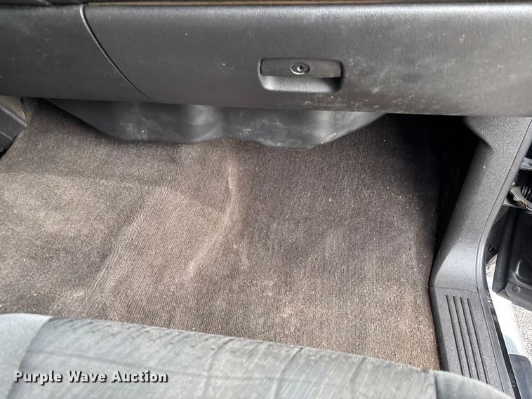 image for item FC4551 2009 Chevrolet Silverado Crew Cab pickup truck