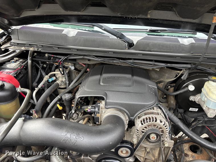 image for item FC4551 2009 Chevrolet Silverado Crew Cab pickup truck