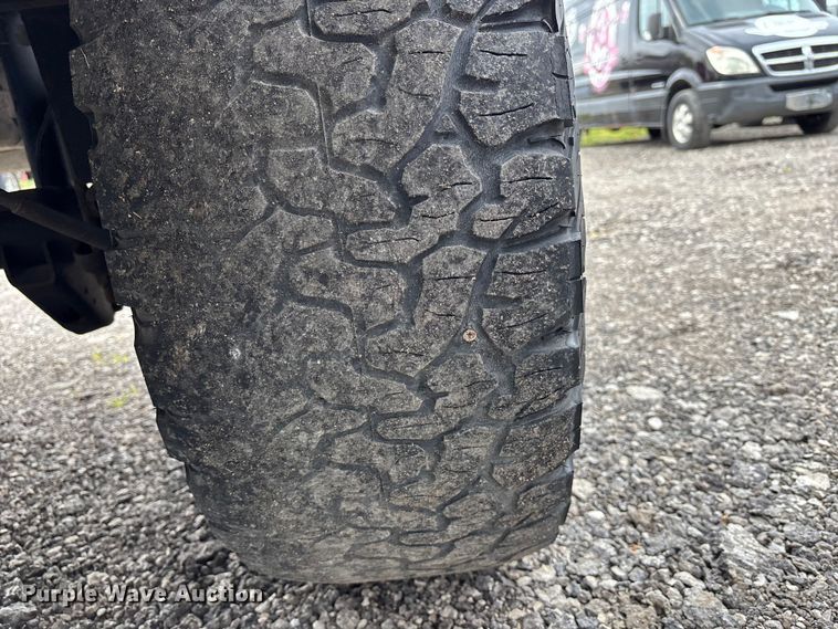 image for item FC4551 2009 Chevrolet Silverado Crew Cab pickup truck