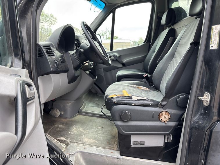 image for item FC4552 2007 Dodge Sprinter 2500  van