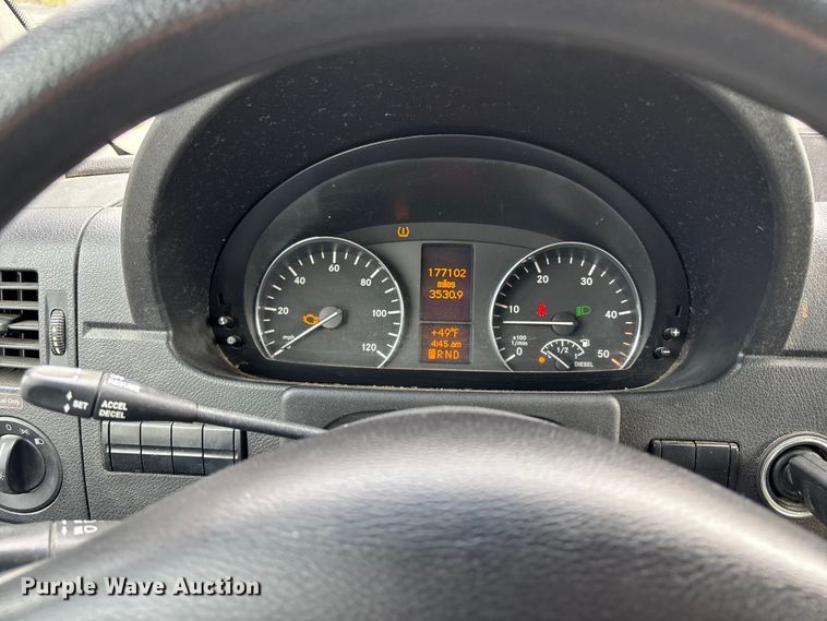 image for item FC4552 2007 Dodge Sprinter 2500  van