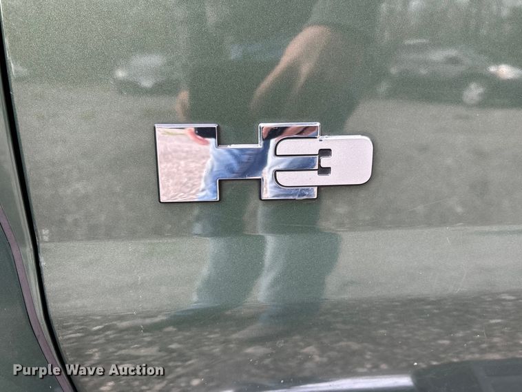 image for item FC4553 2006 Hummer H3 SUV