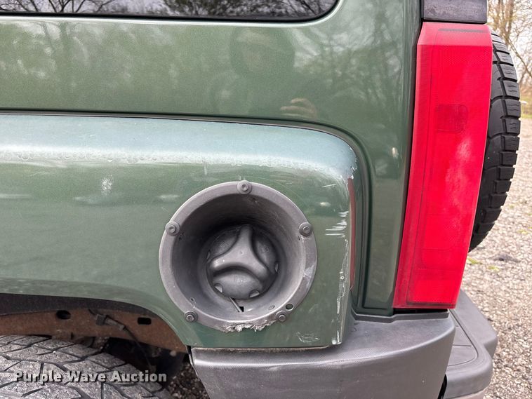 image for item FC4553 2006 Hummer H3 SUV