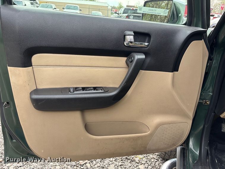 image for item FC4553 2006 Hummer H3 SUV