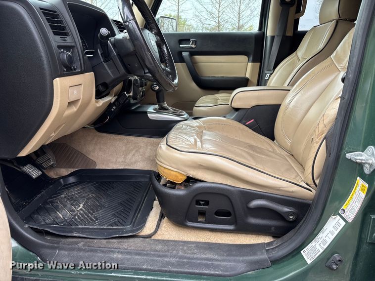 image for item FC4553 2006 Hummer H3 SUV