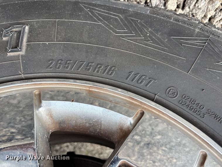 image for item FC4553 2006 Hummer H3 SUV