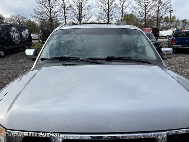 image for item FC4554 2009 Nissan Armada SUV