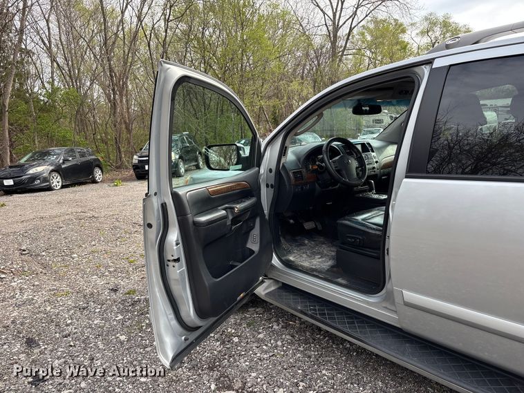 image for item FC4554 2009 Nissan Armada SUV