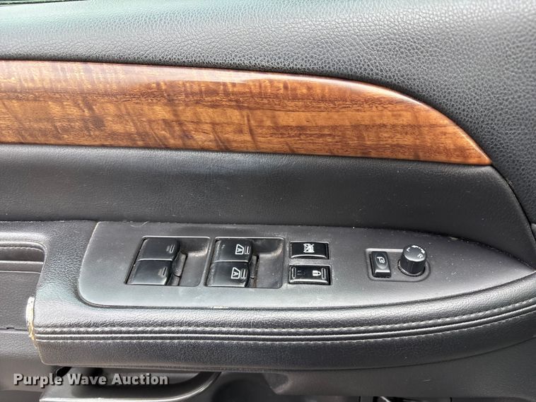 image for item FC4554 2009 Nissan Armada SUV