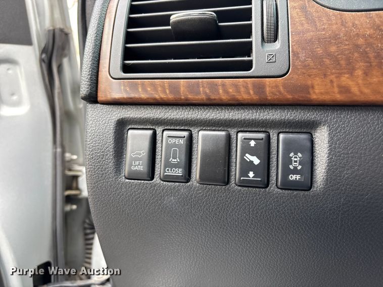 image for item FC4554 2009 Nissan Armada SUV