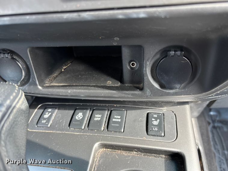 image for item FC4554 2009 Nissan Armada SUV