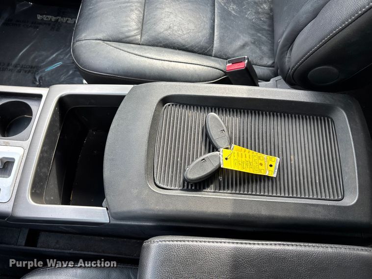 image for item FC4554 2009 Nissan Armada SUV