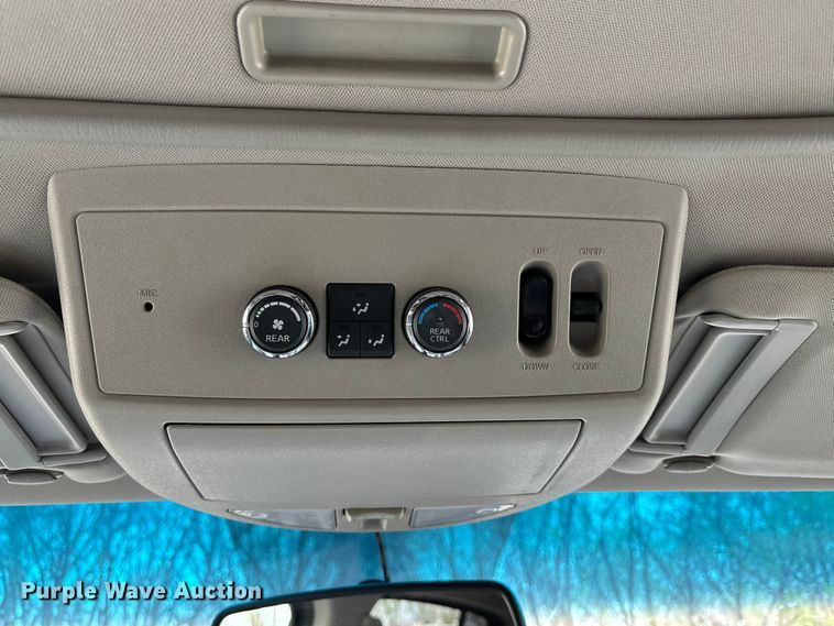 image for item FC4554 2009 Nissan Armada SUV