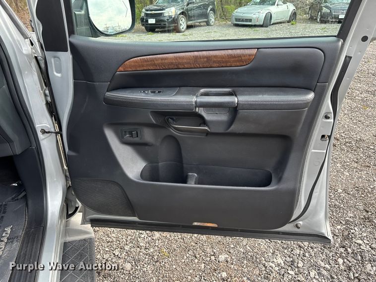 image for item FC4554 2009 Nissan Armada SUV