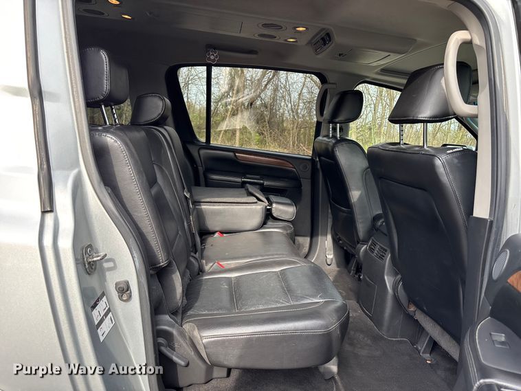 image for item FC4554 2009 Nissan Armada SUV