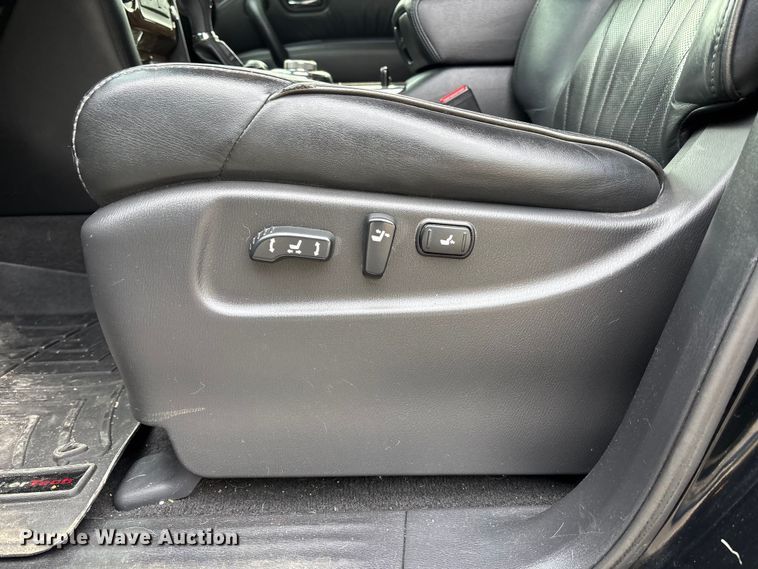 image for item FC4555 2014 Infinity  Qx80 SUV