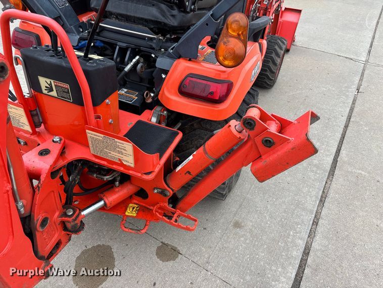 image for item FC4569 2017 Kubota BX23S MFWD tractor