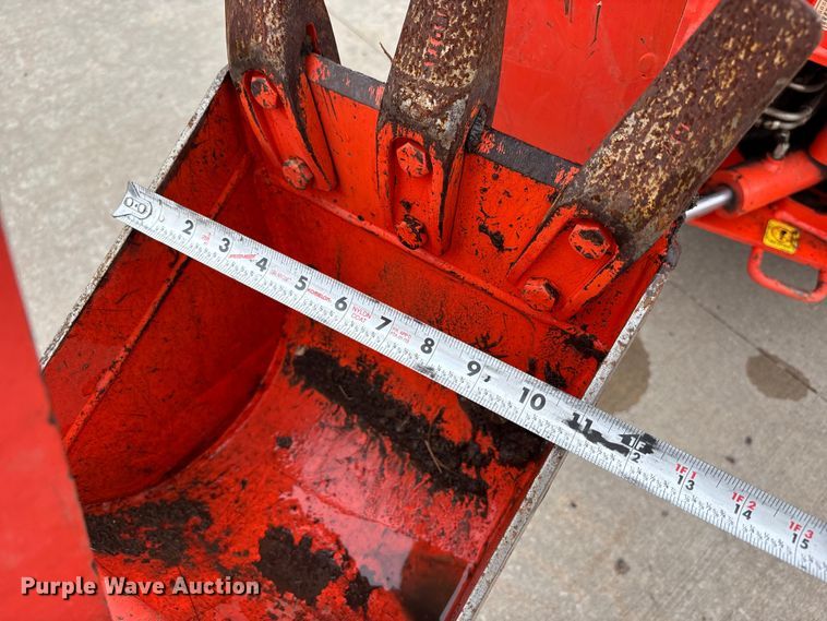 image for item FC4569 2017 Kubota BX23S MFWD tractor