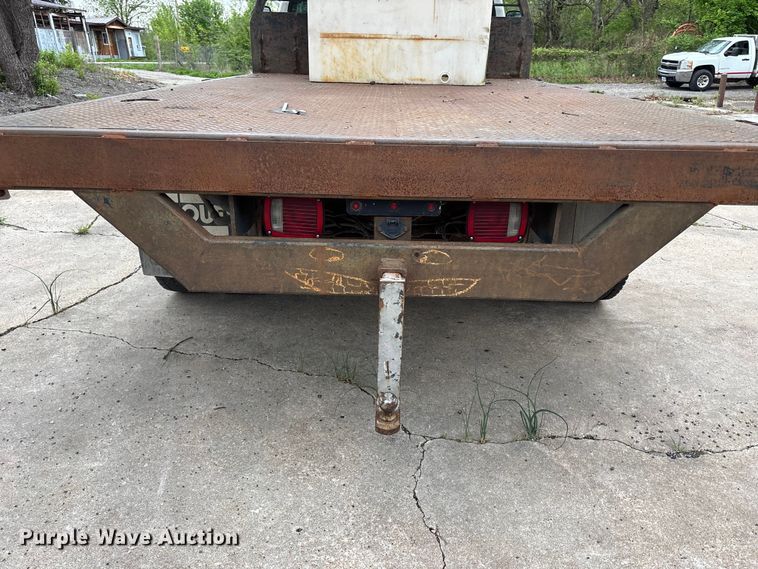 image for item FC4580 2007 Ford F550 flatbed truck