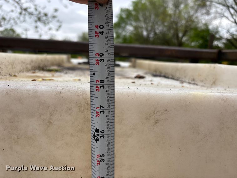 image for item FC4580 2007 Ford F550 flatbed truck