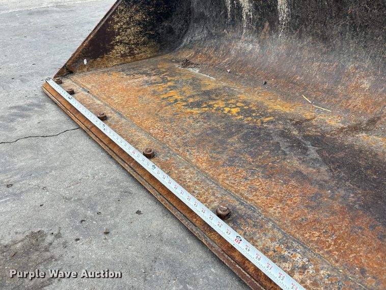 image for item FC4581 2005 John deere 317 skid steer loader