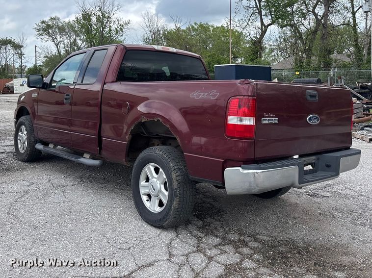 image for item FC4583 2004 Ford F150 Ext. Cab pickup truck