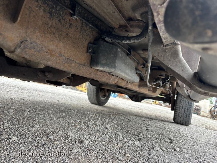 image for item FC4583 2004 Ford F150 Ext. Cab pickup truck