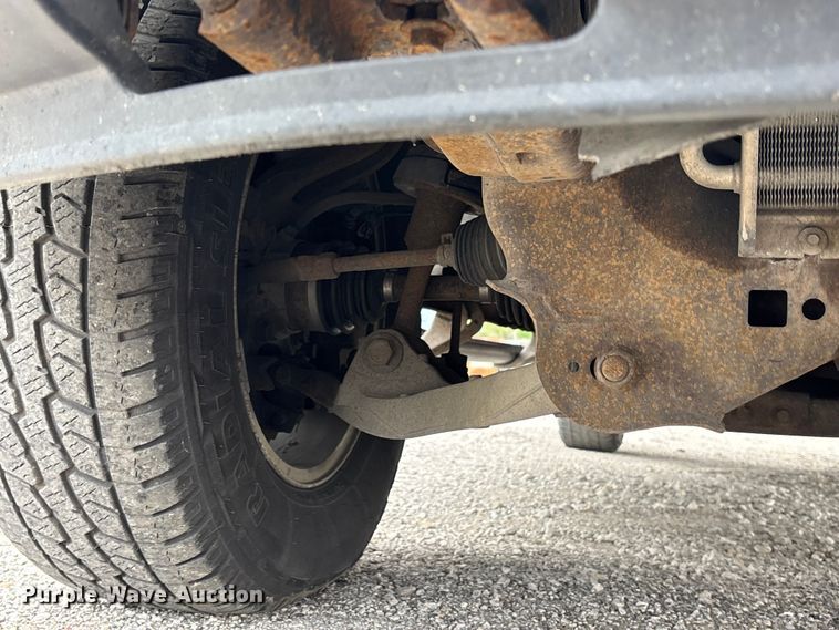 image for item FC4583 2004 Ford F150 Ext. Cab pickup truck