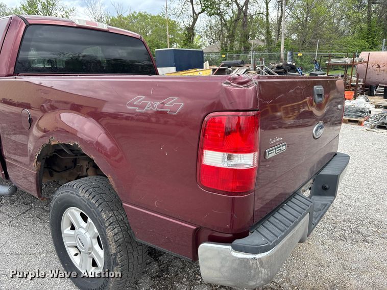 image for item FC4583 2004 Ford F150 Ext. Cab pickup truck