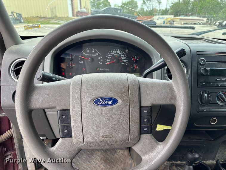 image for item FC4583 2004 Ford F150 Ext. Cab pickup truck