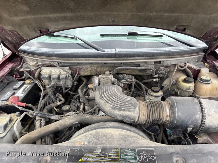 image for item FC4583 2004 Ford F150 Ext. Cab pickup truck