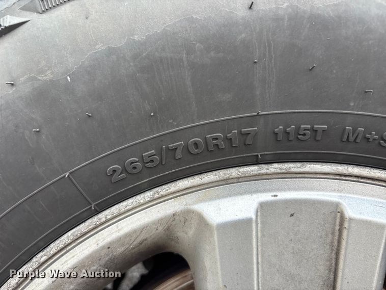 image for item FC4583 2004 Ford F150 Ext. Cab pickup truck