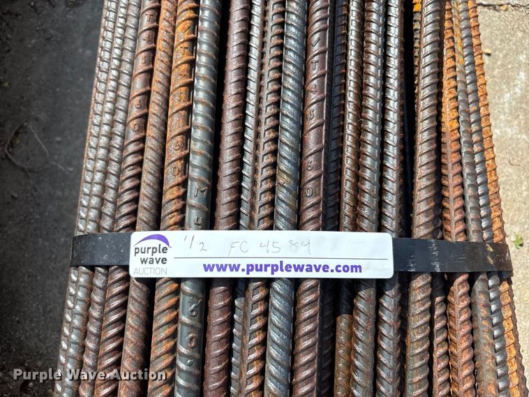 image for item FC4584 Approximately 300 pieces of 1/2