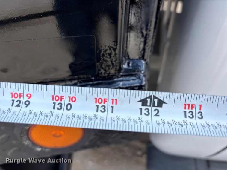 image for item FC4587 2010 Ford F350 Super Duty flatbed pickup truck