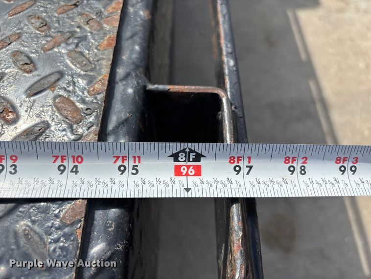 image for item FC4587 2010 Ford F350 Super Duty flatbed pickup truck