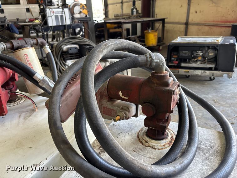 image for item FC4589 Weather guard ? (2) Weather Guard fuel tanks