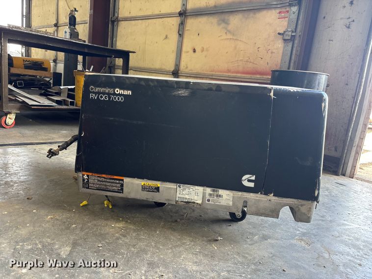 image for item FC4590 Cummins Onan RV QG 7000 generator