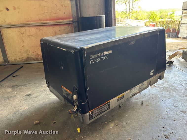 image for item FC4590 Cummins Onan RV QG 7000 generator