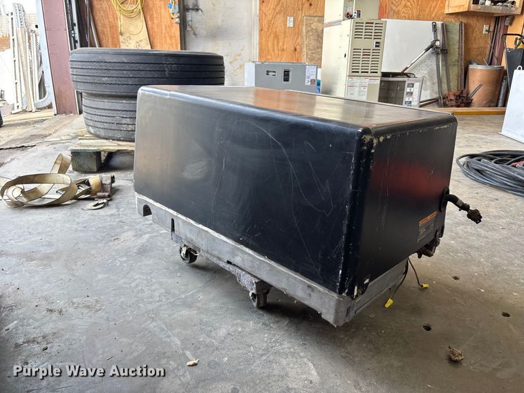 image for item FC4590 Cummins Onan RV QG 7000 generator