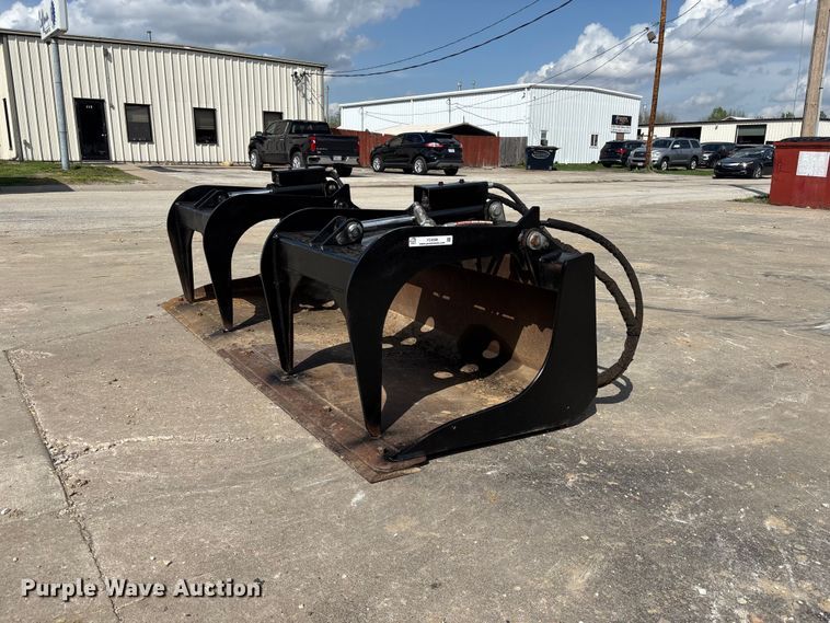 image for item FC4598 Skid steer grapple bucket