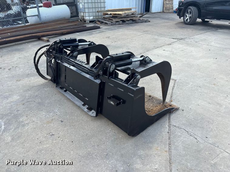 image for item FC4598 Skid steer grapple bucket
