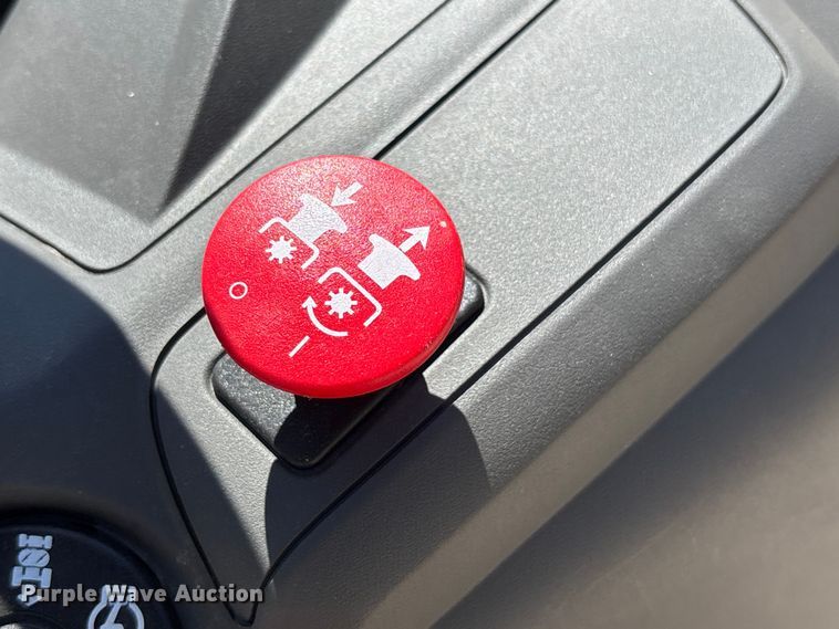 image for item FC4599 Husqvarna  TS 148x lawn mower