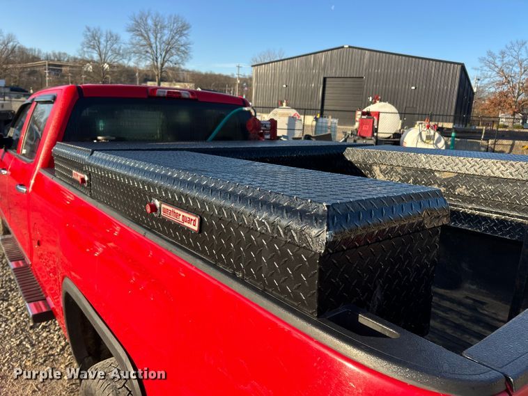 image for item FC5154 2019 GMC Sierra 2500HD Crew Cab pickup truck